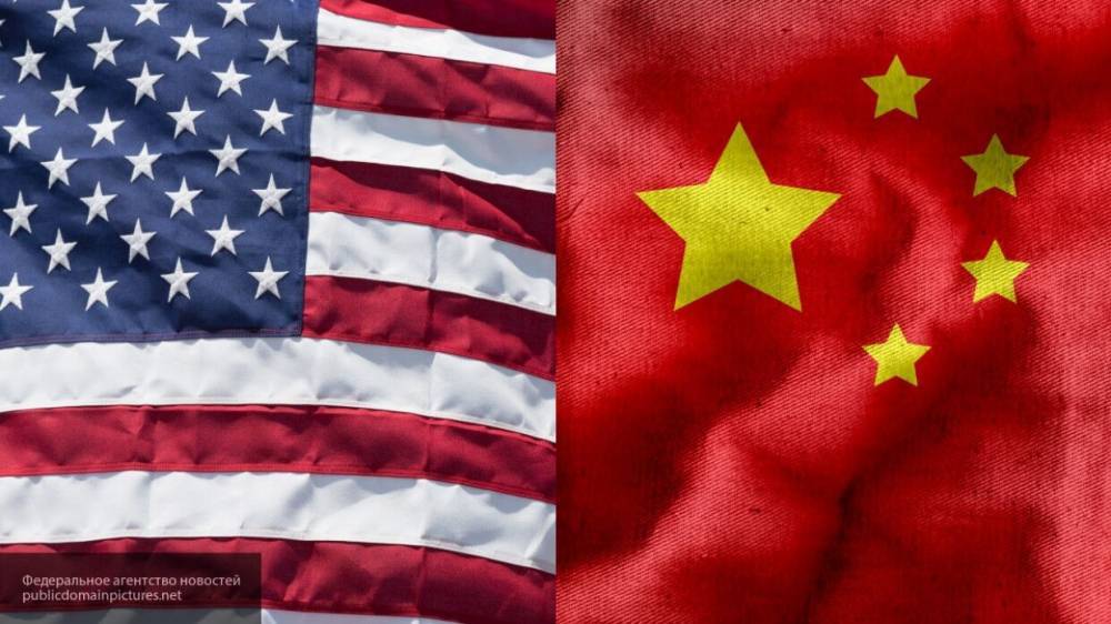 Официальный представитель МИД КНР выразил протест США за давление на китайские СМИ