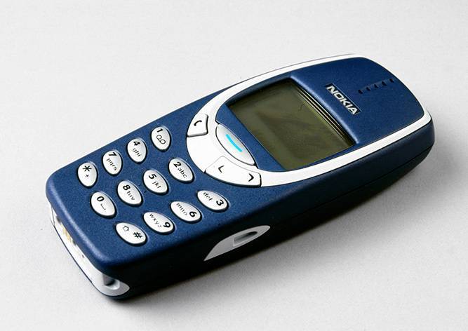 Nokia перевыпустит легендарную модель 3310