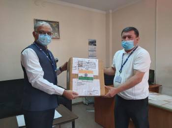 Индия в рамках борьбы с коронавирусом сняла ограничения на экспорт гидроксихлорохина и парацетамола в Узбекистан