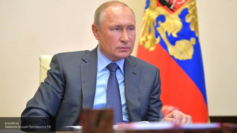 Путин заявил, что к середине мая в РФ будут сдавать до 300 тыс. тестов на COVID-19 в сутки