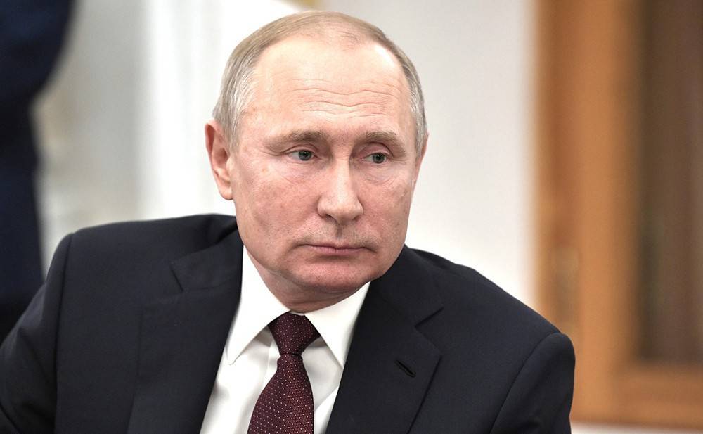 Путин объявил о новом этапе борьбы с коронавирусом