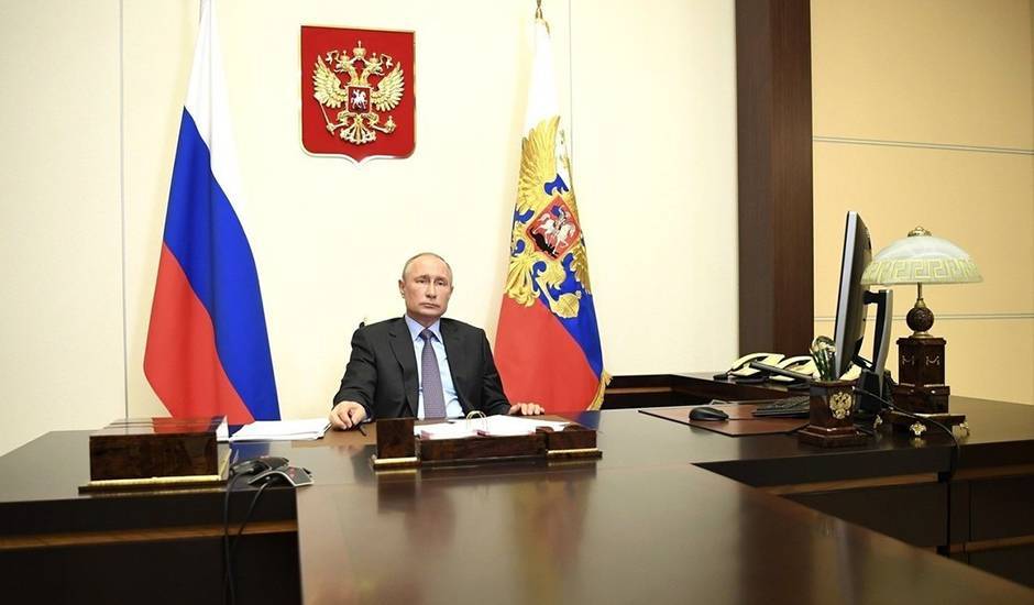 Владимир Путин объявил о завершении единого периода нерабочих дней