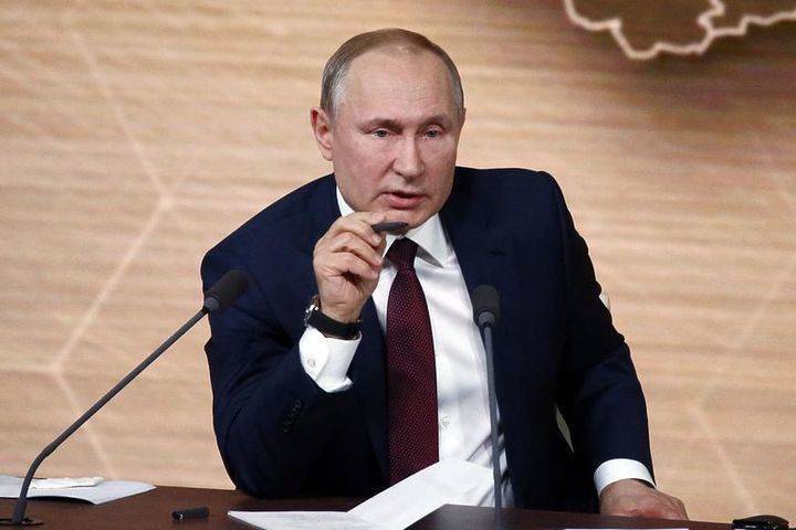 Путин заявил о выплате 10 тысяч рублей на каждого ребенка в России