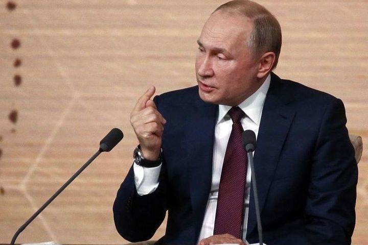 Путин заявил о списании налоговых долгов за второй квартал 2020 года