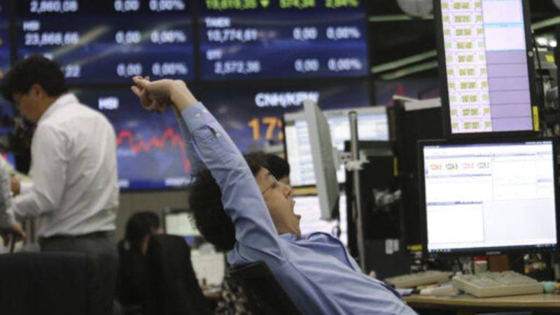 Финансовые рынки падают из-за опасений по поводу новой волны коронавируса
