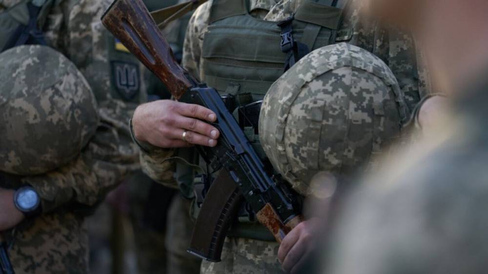 Украинские силовики обстреляли территорию ЛНР из миномета