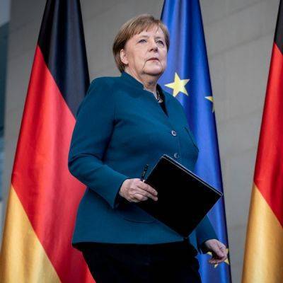 Меркель повела Германию в «новую фазу пандемии»