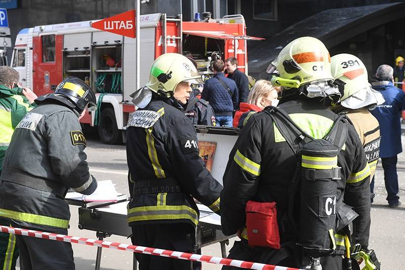 Пять человек погибли при пожаре в больнице в Петербурге