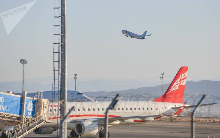 Министр: авиакомпании согласны летать в Грузию, но ждут решения властей