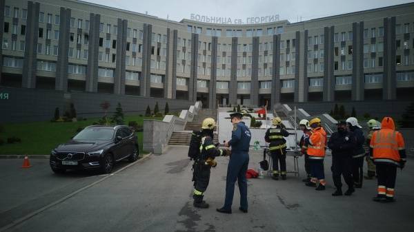 СКР возбудил дело из-за гибели пациентов больницы Святого Георгия в пожаре