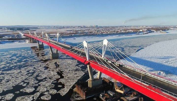 Первый мост из России в Китай готов к открытию