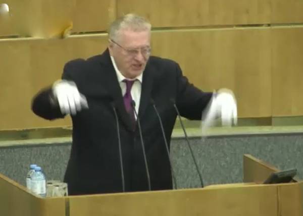 Жириновский потребовал выгонять из Госдумы депутатов, которые ходят на ТВ-съемки