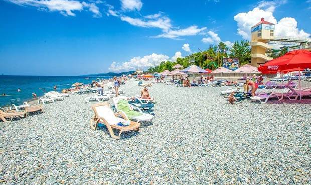 Начало туристического сезона в Крыму и на Кубани могут сдвинуть на август