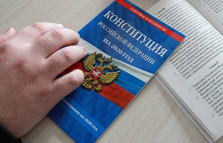 Жириновский предложил отменить голосование по поправкам в Конституцию