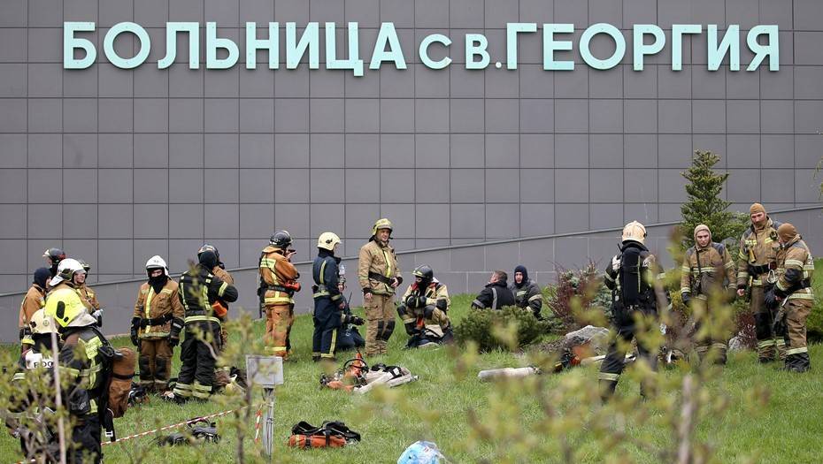 Аппараты ИВЛ сняли с эксплуатации после пожара в больнице Петербурга