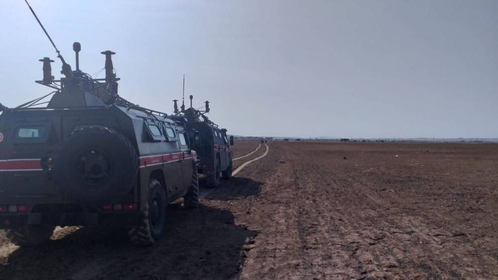 Российские и турецкие военные провели патрулирование сирийской трассы М4
