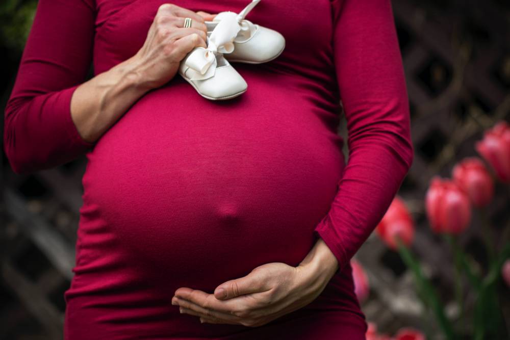 Минтруд отказал беременным в оплачиваемых больничных во время пандемии