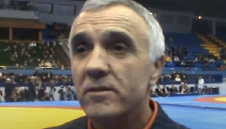 Главный тренер женской сборной России по борьбе умер от коронавируса
