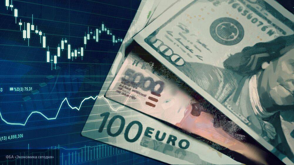 Рубль растет к доллару и евро на торгах 13 мая