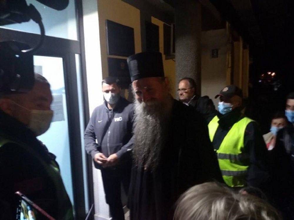 В Черногории репрессируют православных: Арестованы епископ и...