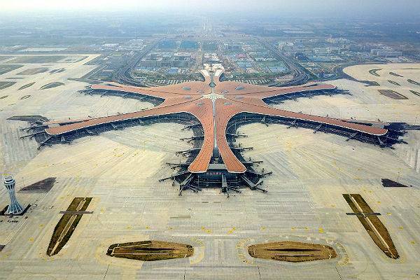 Власти Китая сняли ограничения на грузовые рейсы в аэропортах Пекина