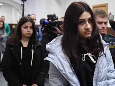 Защита сестер Хачатурян не может начать знакомиться с делом из-за коронавируса