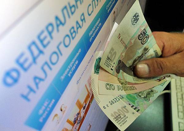 Пострадавшим от коронавируса российским предпринимателям отменят налоги и страховые взносы