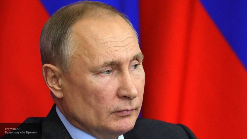 Путин: выплаты медработникам провели не во всех регионах