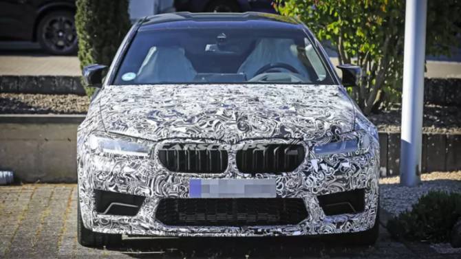 Новый BMW M5 получит особо мощную модификацию