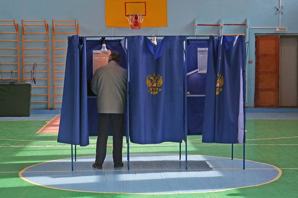 Госдума приняла поправки о возможности голосования по интернету и по почте