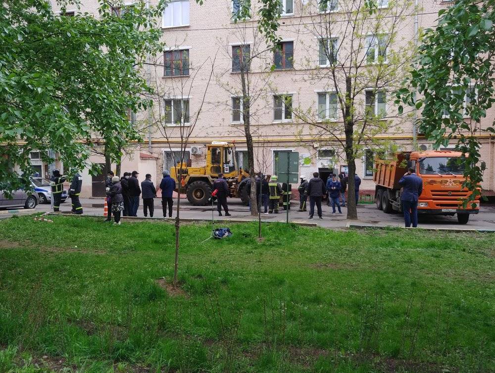 Бастрыкин поручил доложить о ходе проверки после обрушения перекрытий в доме в Москве