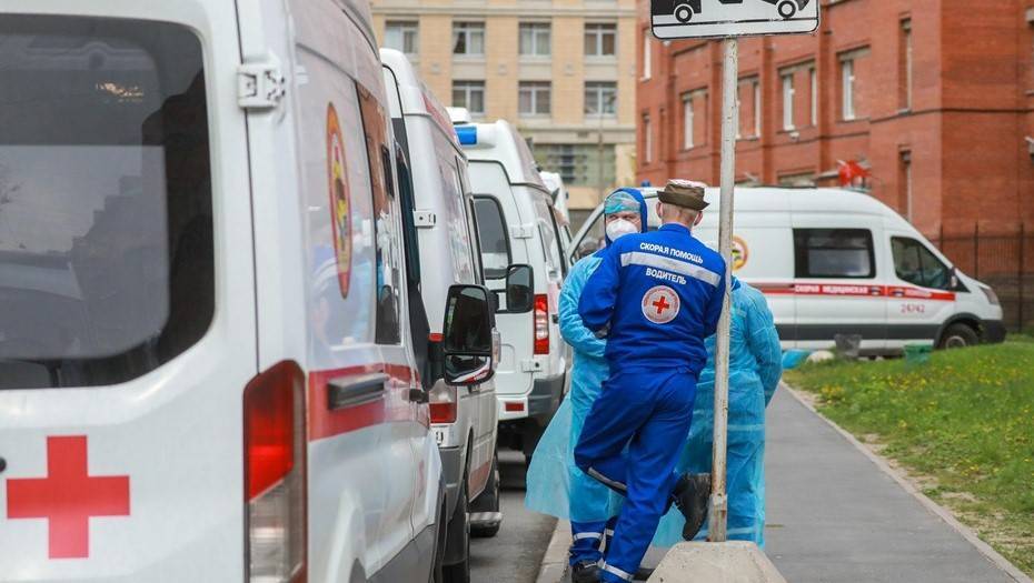 В Петербурге от коронавируса умер хирург больницы №20