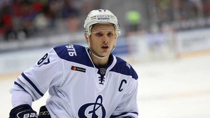 Шипачев признан лучшим игроком сезона КХЛ по версии хоккеистов