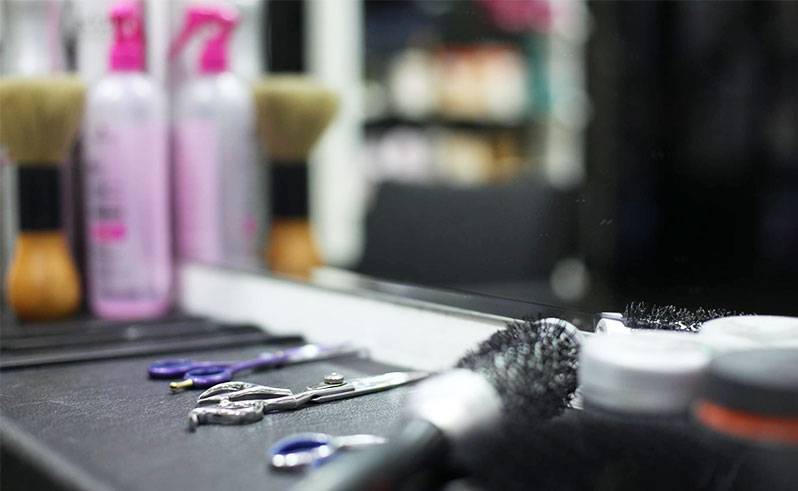 В Грузии с 18 мая откроются салоны красоты и парикмахерские