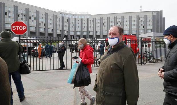 В России вторые сутки подряд сокращается количество новых случаев заражения COVID-19