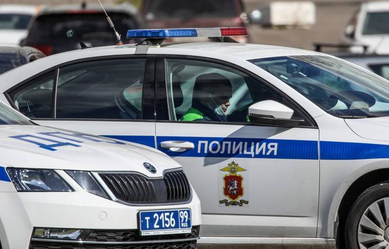 Один человек пострадал при столкновении двух автомобилей ФСИН в Москве