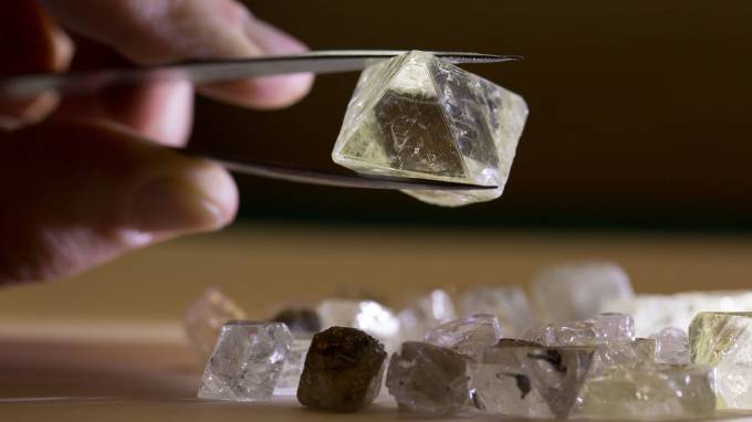 Специалисты займутся поиском алмазных месторождений в Архангельской области