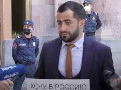 Правозащитник: Застрявшие граждане Армении длительное время не могут вернуться в республику