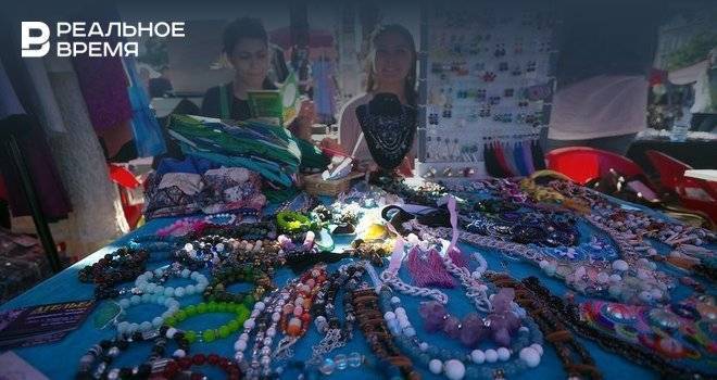 Самозанятые смогут продавать сувениры на 19 сезонных ярмарках в Казани