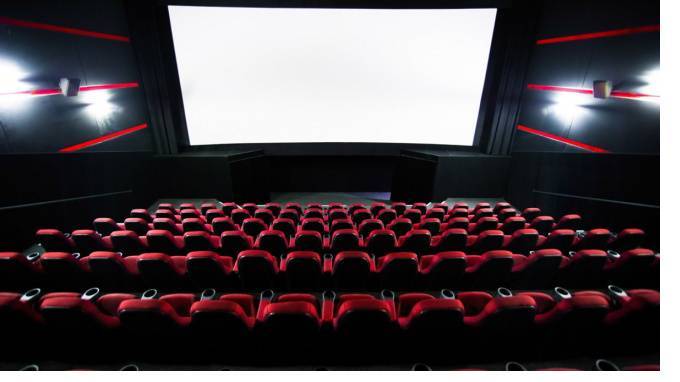 Кинотеатры в Петербурге возобновили продажу билетов