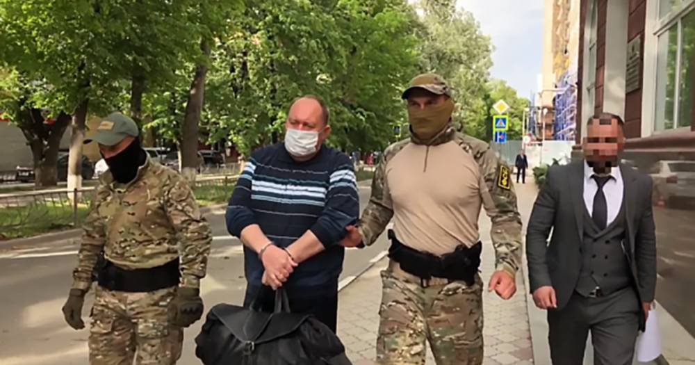 Экс-гендиректор "Крымавтотранса" задержан по подозрению в хищениях