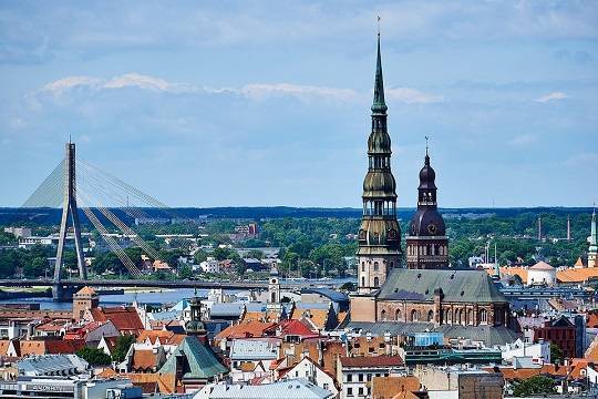 В Латвии решили возобновить пассажирское сообщение с Литвой и Эстонией