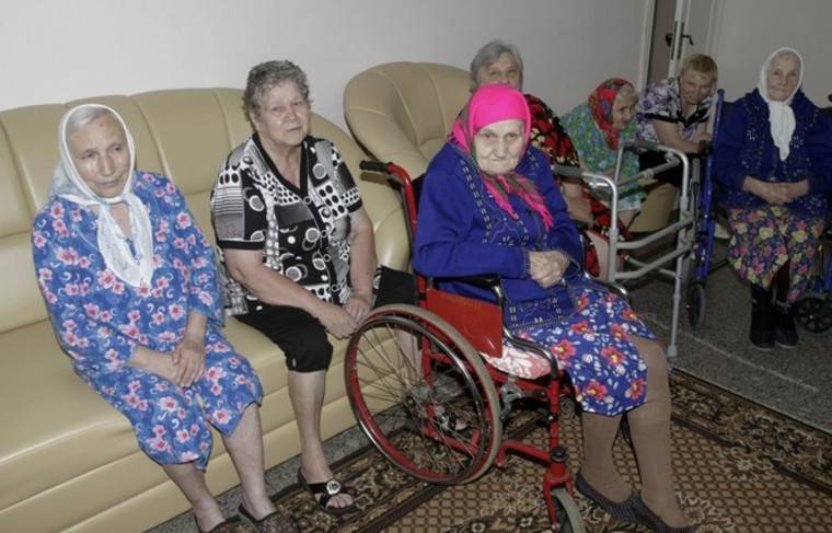 МЧС провело тысячу проверок домов престарелых