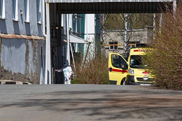 В Златоусте коронавирусная больница признала, что складировала отходы под лестницей