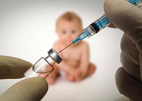 В Свердловской области решено возобновить вакцинацию детей