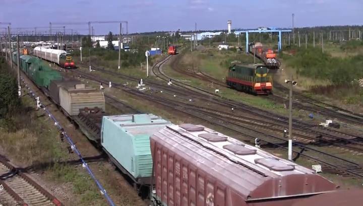 Поезд столкнулся с легковушкой в Новой Москве