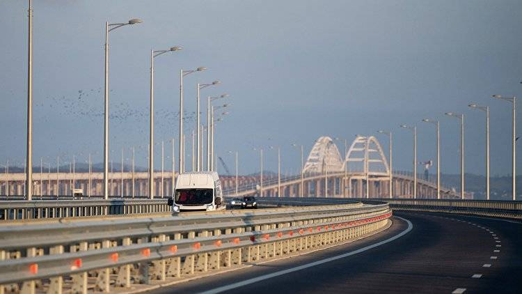 Миллионы авто и миллиарды экономии: два года Крымскому мосту
