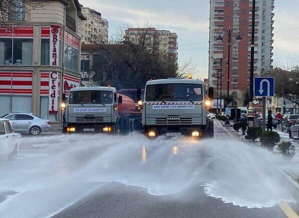 В Баку сделают массовую дезинфекцию: на улицу выходить не рекомендуется