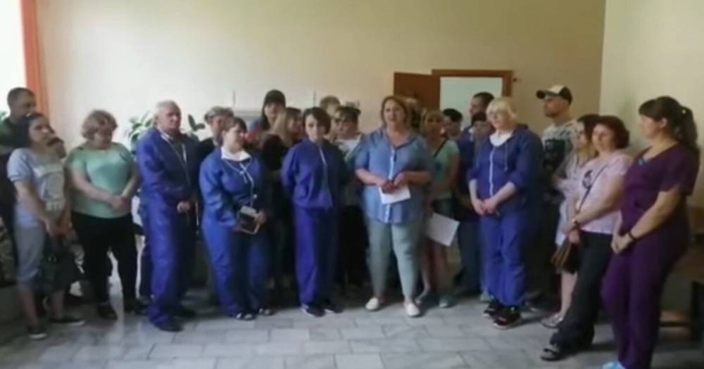 Сотрудники скорой на Кузбасе готовы объявить голодовку из-за невыплат за работу с ковид