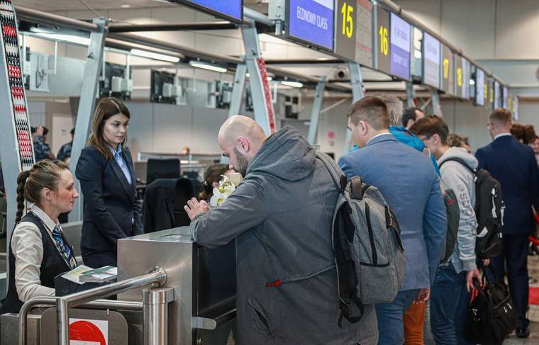 Лавров: для россиян нет необходимости в выездных визах после карантина
